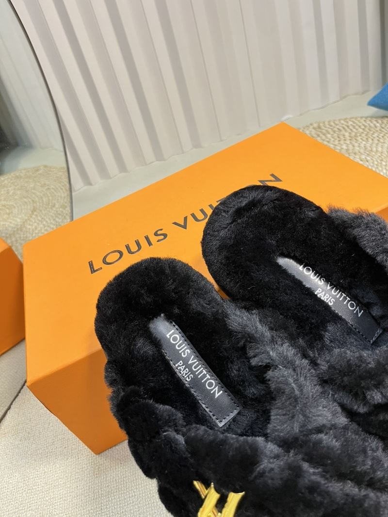 Louis Vuitton Slippers